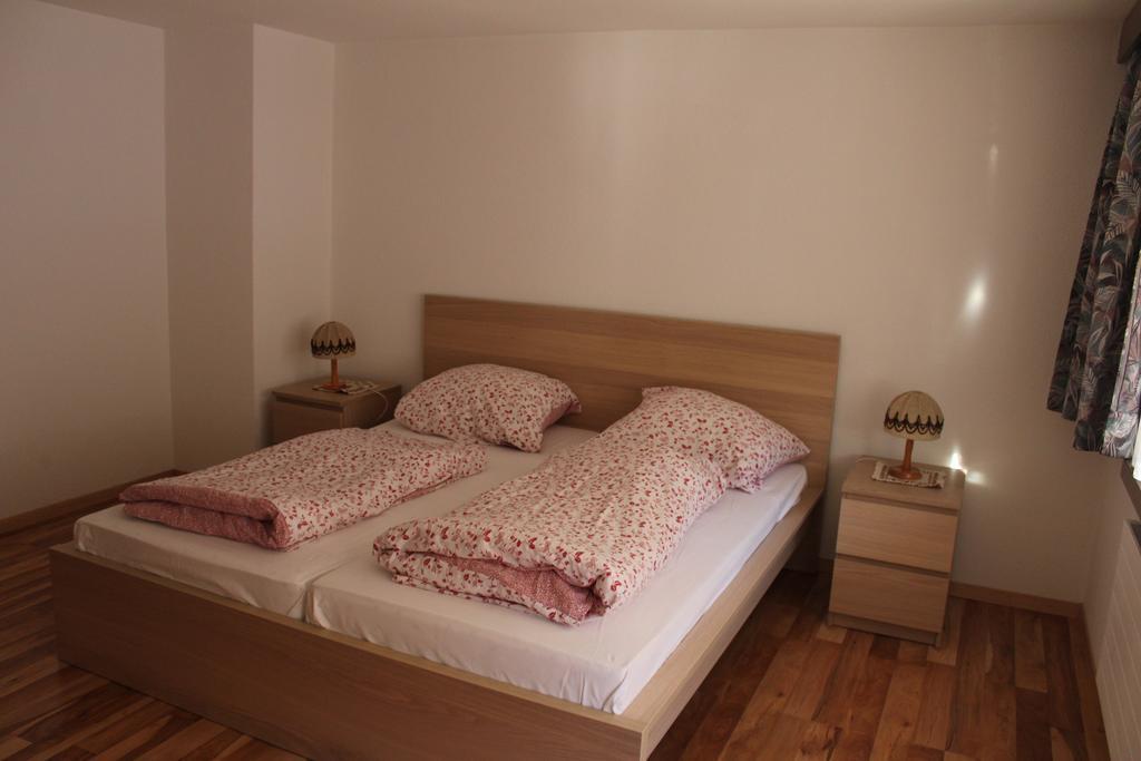 Ferienwohnung Silberdistel, Saastalstrasse 178 Rum bild